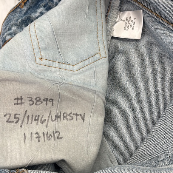 Women's Re/Done x Levi's Boyfriend Jean in Light Wash, Size 25 - Picture 5 of 11